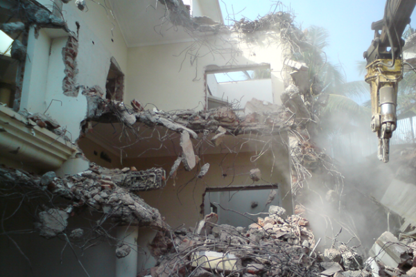 All kinds of demolition projects in Chirag Ali Lane—call us at 9440969690.