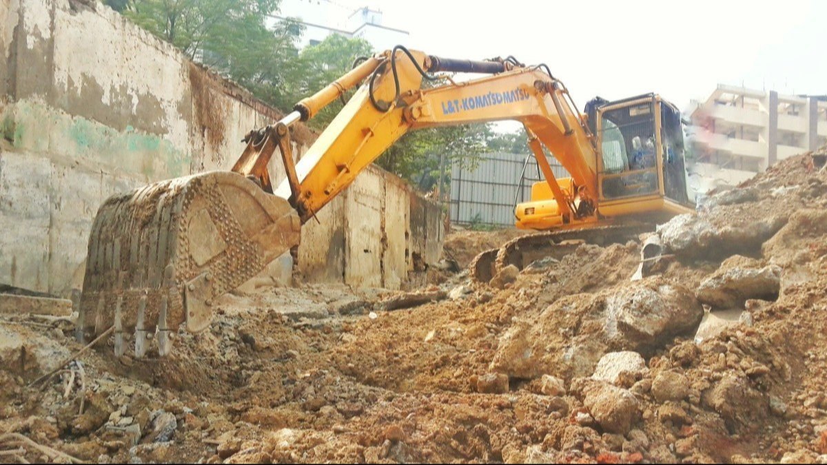 Excavation Contractors in King Koti, Hyderabad | 9440969690